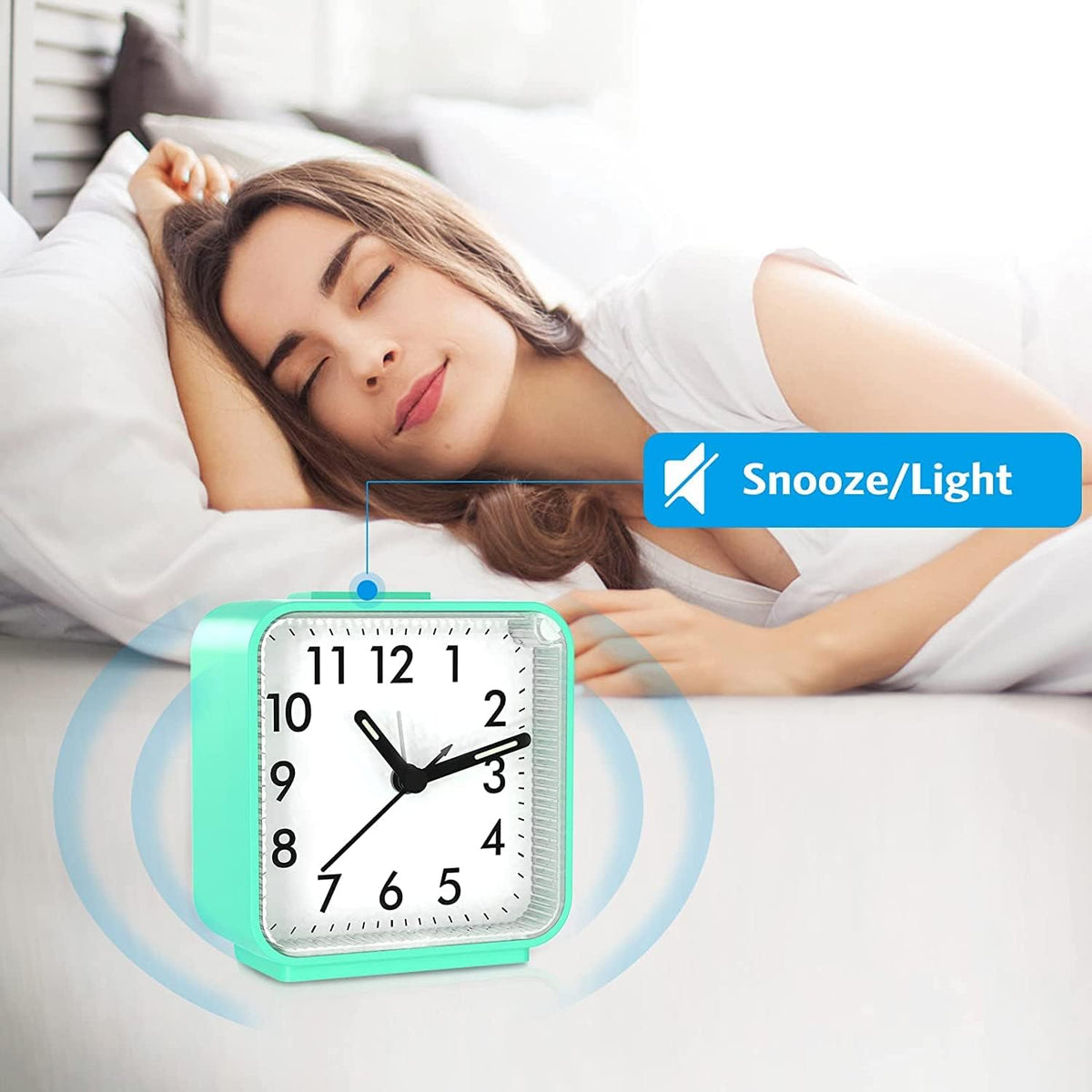 Analog Alarm Clock, Silent Non Ticking Small Clock, Travel Alarm Clock with Snooze & Light, Ascending Beep Sounds, Battery Operated Loud Alarm Clock for Bedroom, Bedside, Desk (Black)