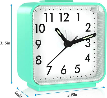 Analog Alarm Clock, Silent Non Ticking Small Clock, Travel Alarm Clock with Snooze & Light, Ascending Beep Sounds, Battery Operated Loud Alarm Clock for Bedroom, Bedside, Desk (Black)