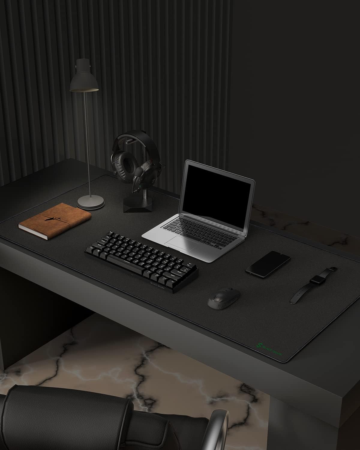 Gaming Mouse Pad Desk Mat 47.2” x 23.6”, Oversized Large Mouse Pad, Non-Slip Mousepad, Super-Thick with Special-Textured Surface, Anti-Fray Stitched Edges, Desk Pad Manta P4